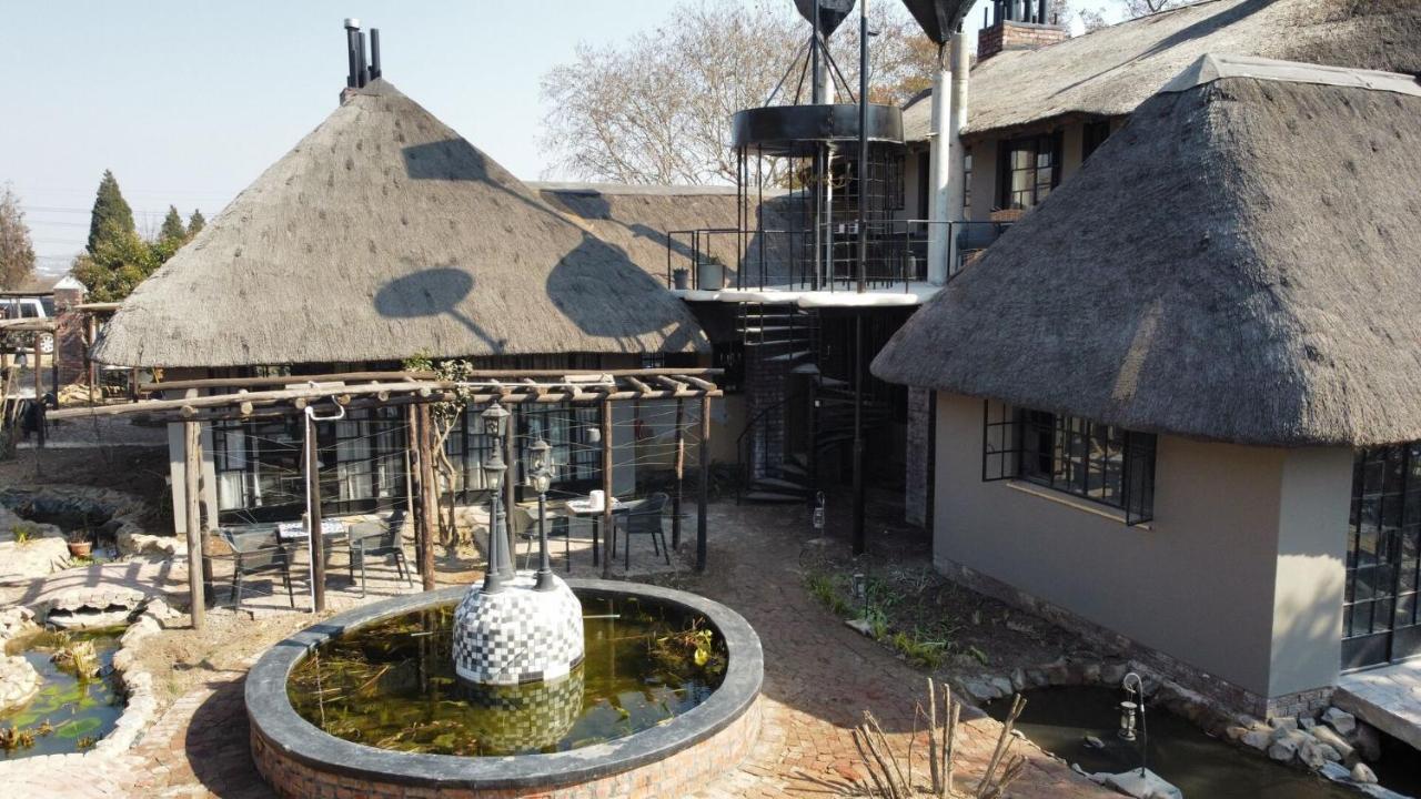Four20 Bespoke Hotel Johannesburg Bagian luar foto