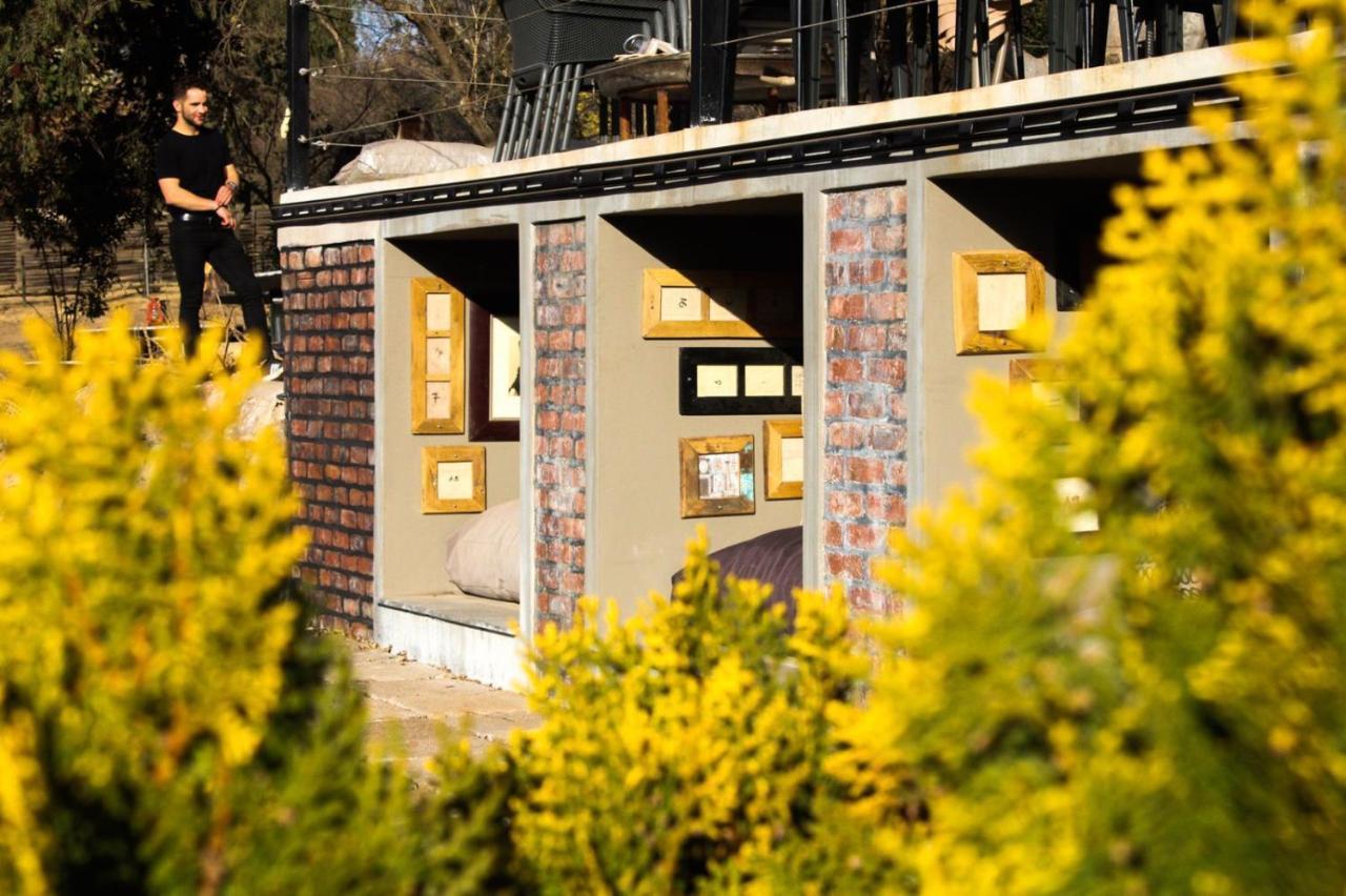 Four20 Bespoke Hotel Johannesburg Bagian luar foto